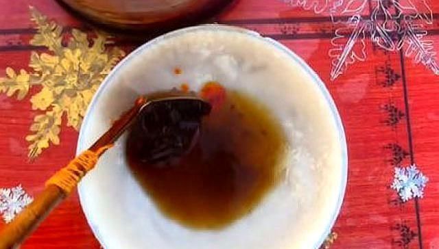 美食|大妈街边卖小吃,3元2个,打开锅盖竟是一堆碗,翻开后原来是它