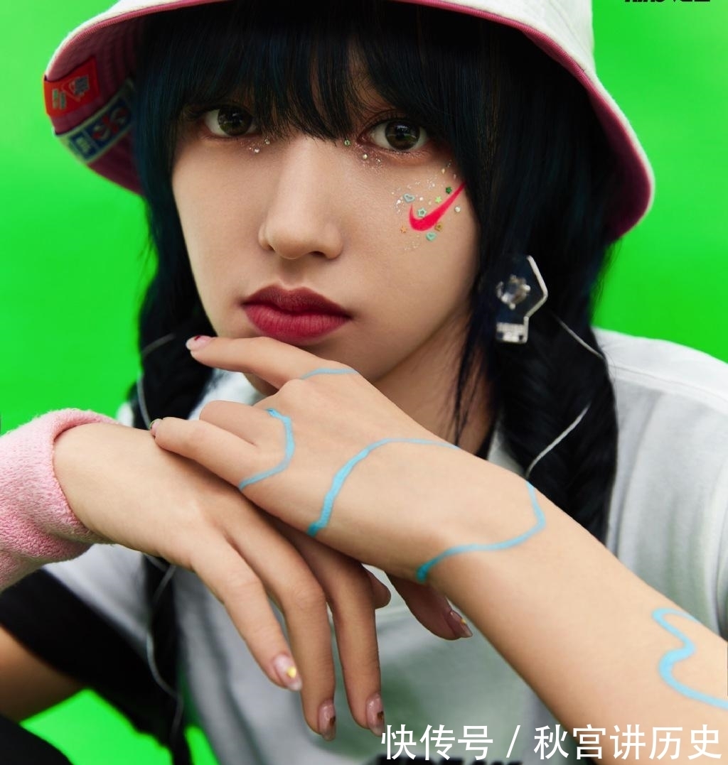 渔网|程潇曝运动写真，穿渔网背心配运动裤，活力十足散发少女感