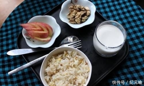 营养|我家早餐这样吃, 真是太简单了, 补钙又营养, 炒一锅不够吃