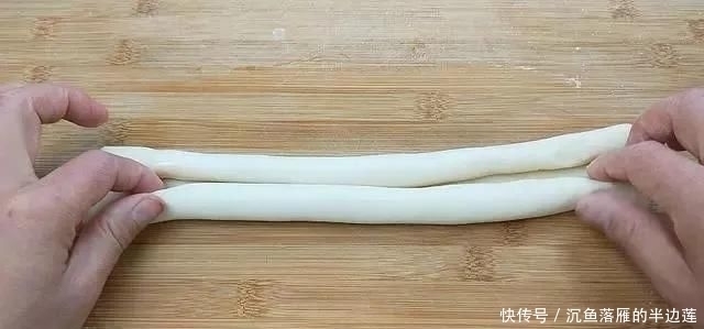  不吃|这个“饼”3天不吃就想的慌，金黄酥脆，又香又解馋，做法超简单