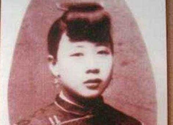 冻亡|她是晚清最高贵的青楼女子,曾舍身救下数万人,却被世人唾弃冻亡