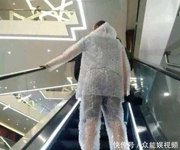 看得出来|搞笑图片幽默段子：兄弟看得出来，你的日子不怎么好过啊，哈哈哈
