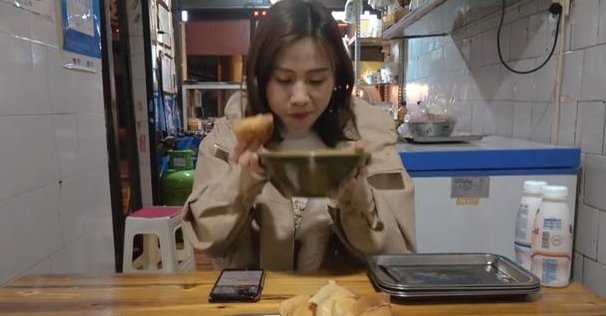 一看|密子君吃80个“巨型”煎饺,掰开一看却穿帮,直接掉粉70万