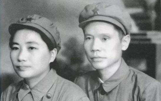 大喊|开国上将的夫人要被枪毙,张琴秋骑马赶到,大喊枪下留人