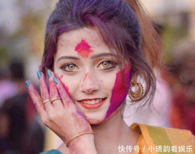 仙女|走红网络的印度女生,穿上婚纱之后,展现出了仙女的一面