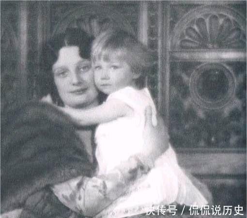 门当户对|比利时公主，卢森堡王妃，相亲得来的门当户对的幸福