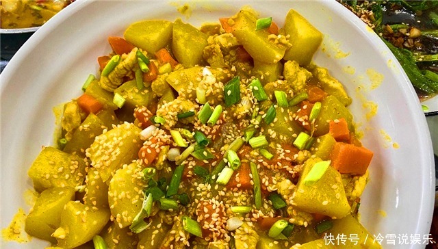  上桌|老公请同事来家里吃饭，我下厨做一桌菜，上桌却说我精明过头了！