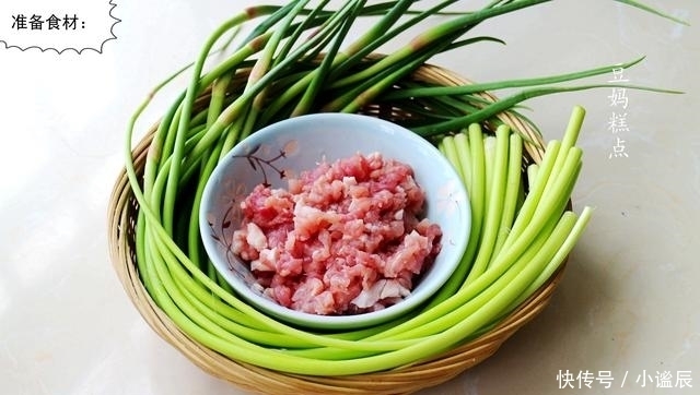 蒜苔|买一把蒜苔,换了种新做法,女儿就着吃掉一大碗米饭~