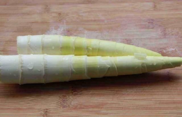 春天|春天到春笋冒,这个时候就是吃笋的大好时机,油焖清炒,简单美味