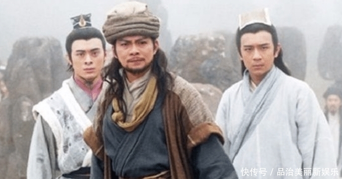 丐帮|萧峰为何传功给虚竹却不传段誉?背后有深意,金庸处理得太聪明