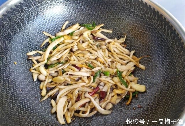 肉类|秋天大鱼大肉不如它,1个2元很实惠,营养价值不输肉类