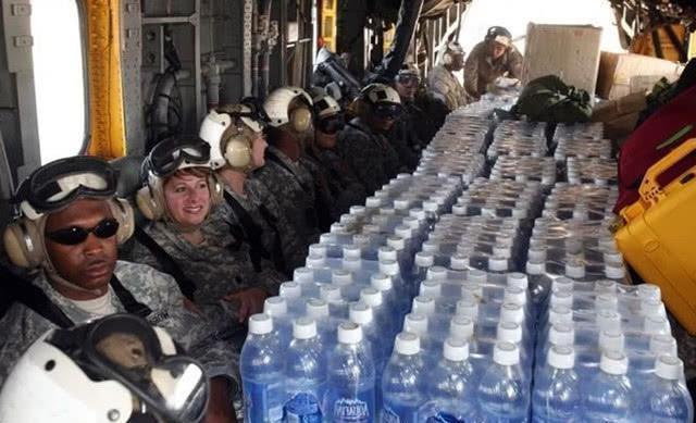 后勤保障|有钱任性!美国后勤保障系统有多强?看看美军喝的水就明白了