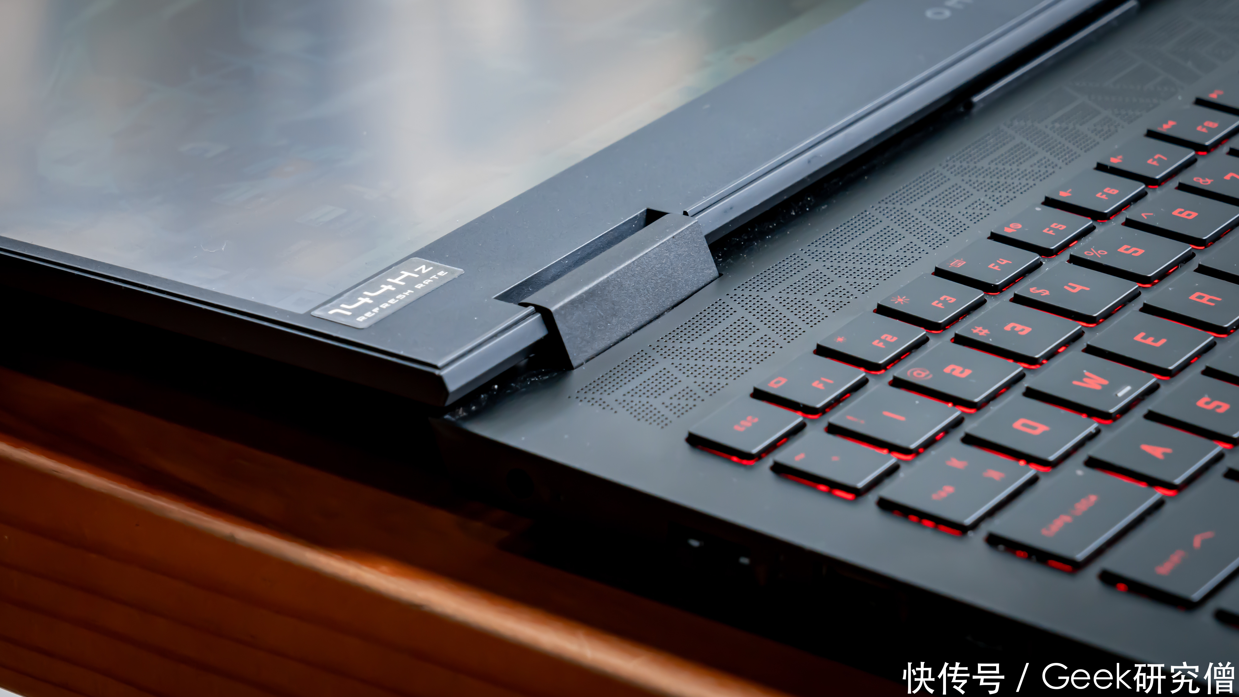 精灵|办公/影音/游戏全能跨界,惠普OMEN暗影精灵6游戏本深度解读