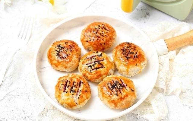 吃法|解锁手抓饼新吃法,包入紫薯馅,外皮酥脆内馅香甜,简单零失败!