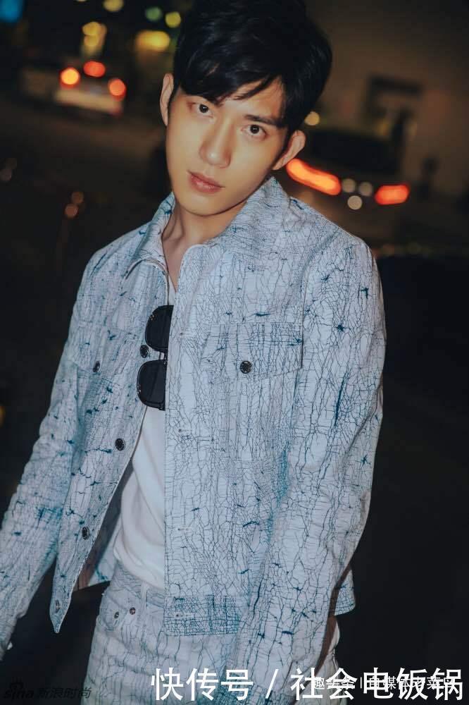 节目|井柏然《拜托了冰箱》首秀,送白敬亭手表,打开包装后成亮点