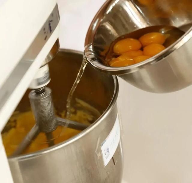 全球|又挖到宝了风靡全球的苹果焦糖蛋糕,日本甜点大师独家配方公布