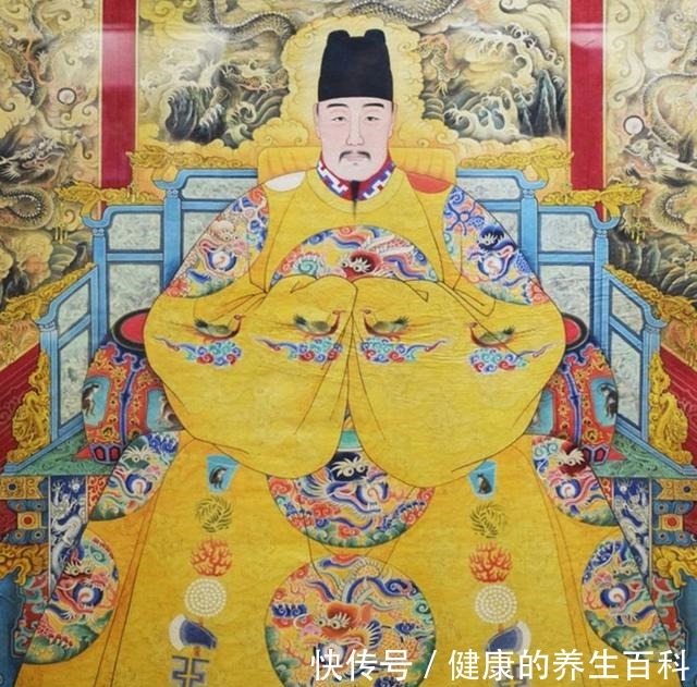 清廉|海瑞一生清廉是标杆，为何反而是争议很大的张居正，实现万历中兴