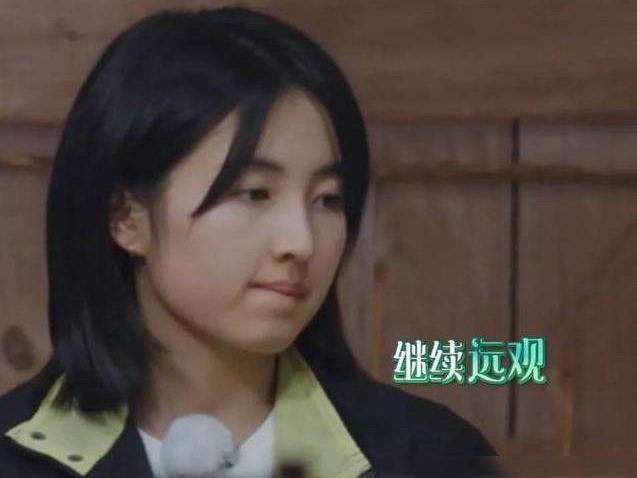  超强|何炅问张子枫想去哪所大学，妹妹的回答证明超强实力