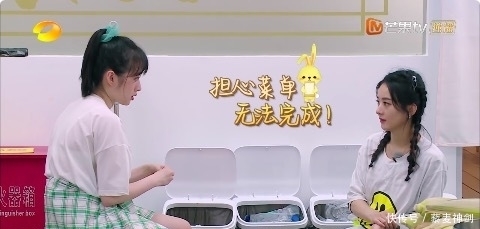  开播|《中餐厅》开播，赵丽颖被逼哭，果然，只有她才能搞定这两个男人