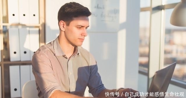 女人|3个48岁女人自述人到中年,才明白为什么“男人是家里顶梁柱”