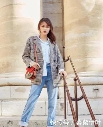 颧骨|孙怡生娃后老得真快,颧骨突出法令纹明显,幸亏身材好仍是小花旦