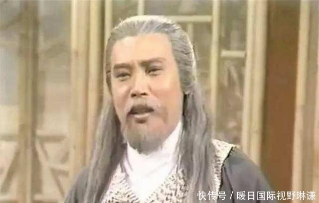 武功|裘千仞武功极高, 为什么洪七公还对他很不屑?