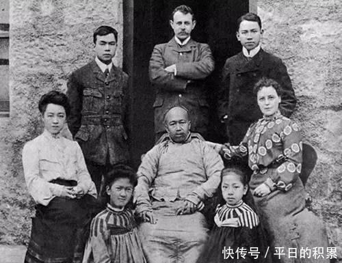 瞬间|康有为写了副婚联, 众人不解, 每字加一笔画后, 新娘瞬间脸红了