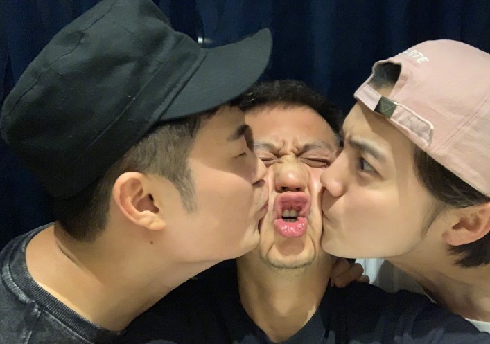 做客|鹿晗做客《向往的生活》,谁留意到身后跟着的嘉宾收视不用愁了