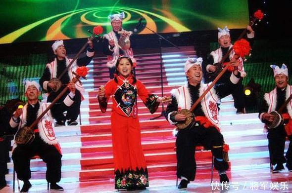 节目|为上《星光大道》花光家底,宁愿负债也要圆梦,被骗40万终上舞台