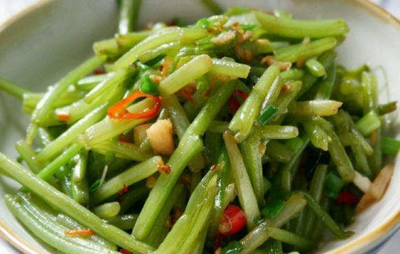 对身体健康|此菜是“蔬菜皇后”,蛋白质不输猪肉牛肉,2块钱炒一盘,真香