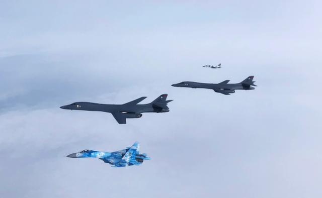 战略|俄罗斯被美军彻底惹怒!数千枚导弹已解锁,战略飞机紧急升空