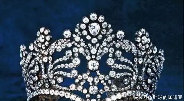 珠宝|从奥斯卡影后到摩纳哥王妃,童话中的珠宝和现实里的格蕾丝·凯莉