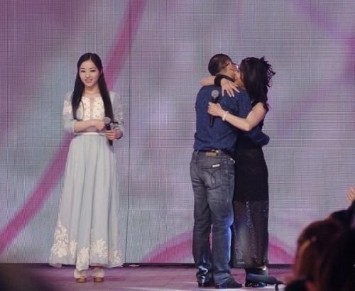 小伙|非诚勿扰51岁阿姨被34岁小伙“抱”走,时隔5年,现状让人感慨