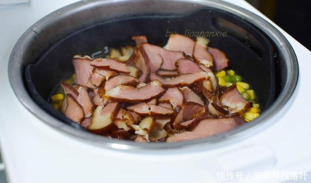 紫土豆|天热最爱焖饭,几步做好,菜饭一锅出,全家人都爱吃
