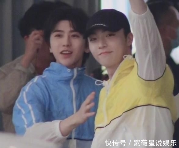 遇上|22岁蔡徐坤遇上20岁陈立农,没了十级滤镜,两岁年龄差成亮点