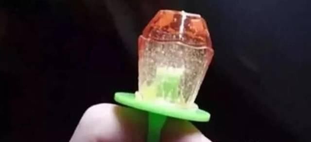 小卖部|乡村小卖部已“不见踪影”的5种零食,最后一个你敢说你没吃过