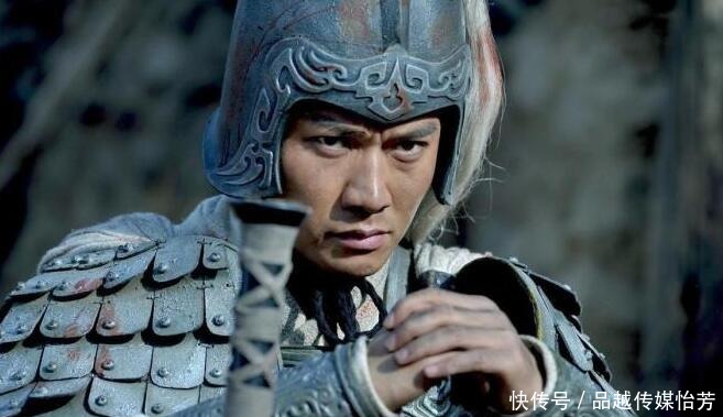 赵云面前|许褚力大无穷, 为何两次与赵云交手, 可都没占到什么便宜