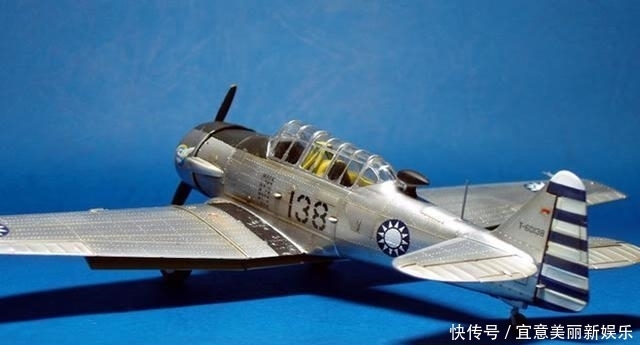 国家|他驾机起义回大陆, 900人欢迎他, 国家奖他黄金, 他说: 1克不要!