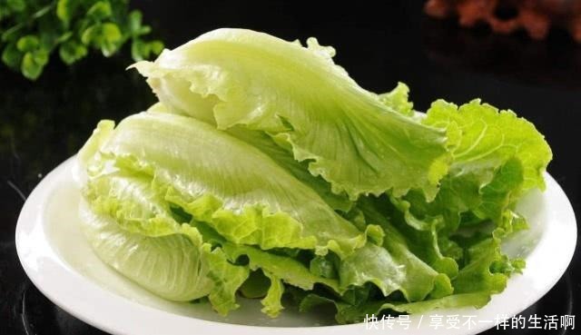 生菜|炒生菜之前,大厨都会多加一个步骤,生菜又脆又嫩,吃起来更好吃