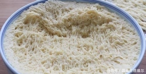 好吃|面粉特别的创意做法,加2个紫薯,比包子馒头都好吃,酥得直掉渣