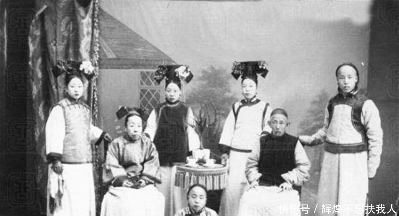 生活|老照片直击清末富太太真实生活：女子迷迷糊糊媚态百出，图5李鸿章的二太太