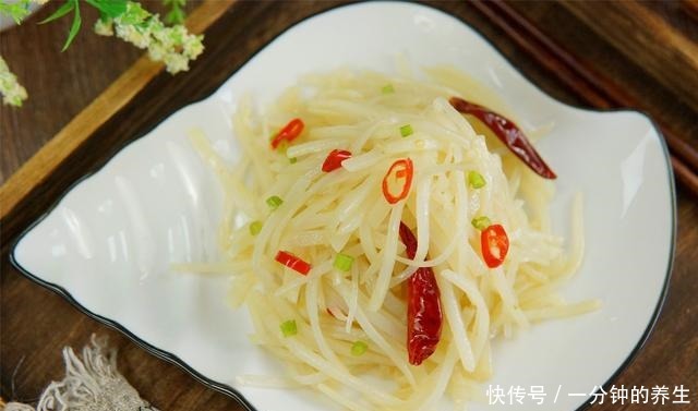 土豆丝|炒土豆丝,用醋的时间是关键,做错的人不少,难怪没饭店的好吃