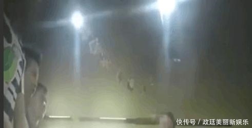 男子|男子约女网友吃饭喝酒, 结账时才发现对方是酒托, 结局却出现大反转