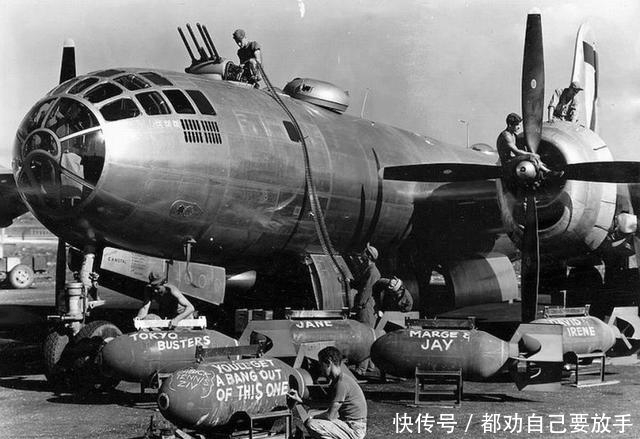  场景|惨烈度空前：影像纪录二战美军轰炸日本场景