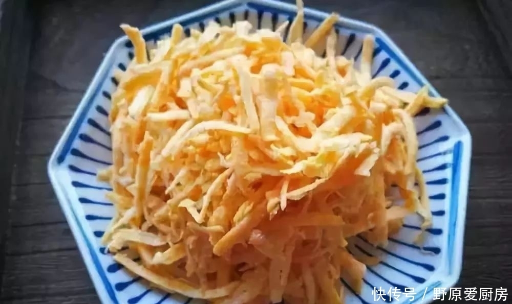 搞定|红薯一根,鸡蛋一个,不用和面,几步搞定早餐!