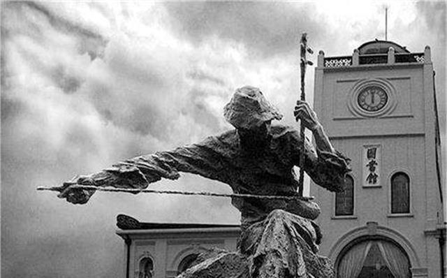 留下|音乐天才阿炳小传：因染病双目失明，留下《二泉映月》千古绝唱