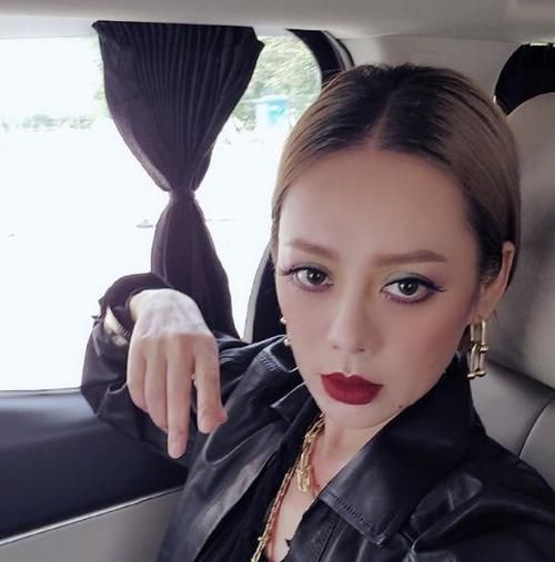 大赢家|《乘风破浪的姐姐》大赢家王霏霏、宁静强势入围,而她配吗