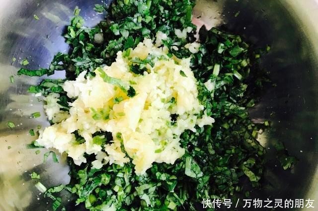  吃起来|吃腻了腌黄瓜夏天它才是最佳凉菜，一次腌10斤可以吃1年