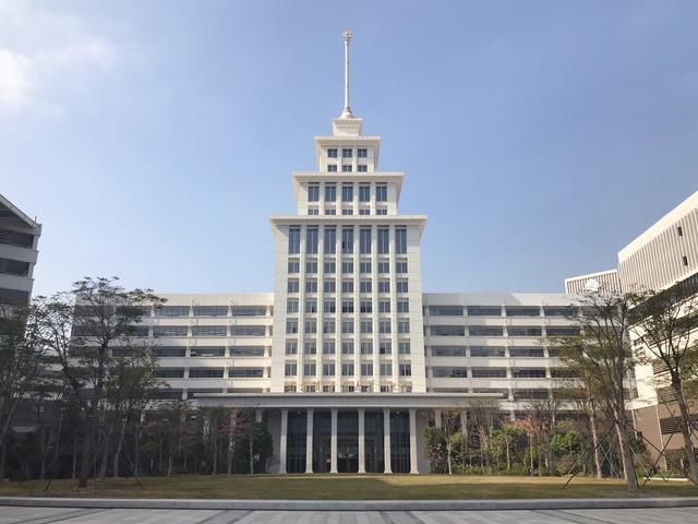 考生|文理科都适用,志愿其实不难填,全国知名大学最低录取分数及位次