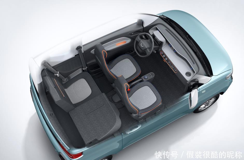 人民|这台五菱“人民的汽车”,承包了我1个星期的笑点,就这也能叫车